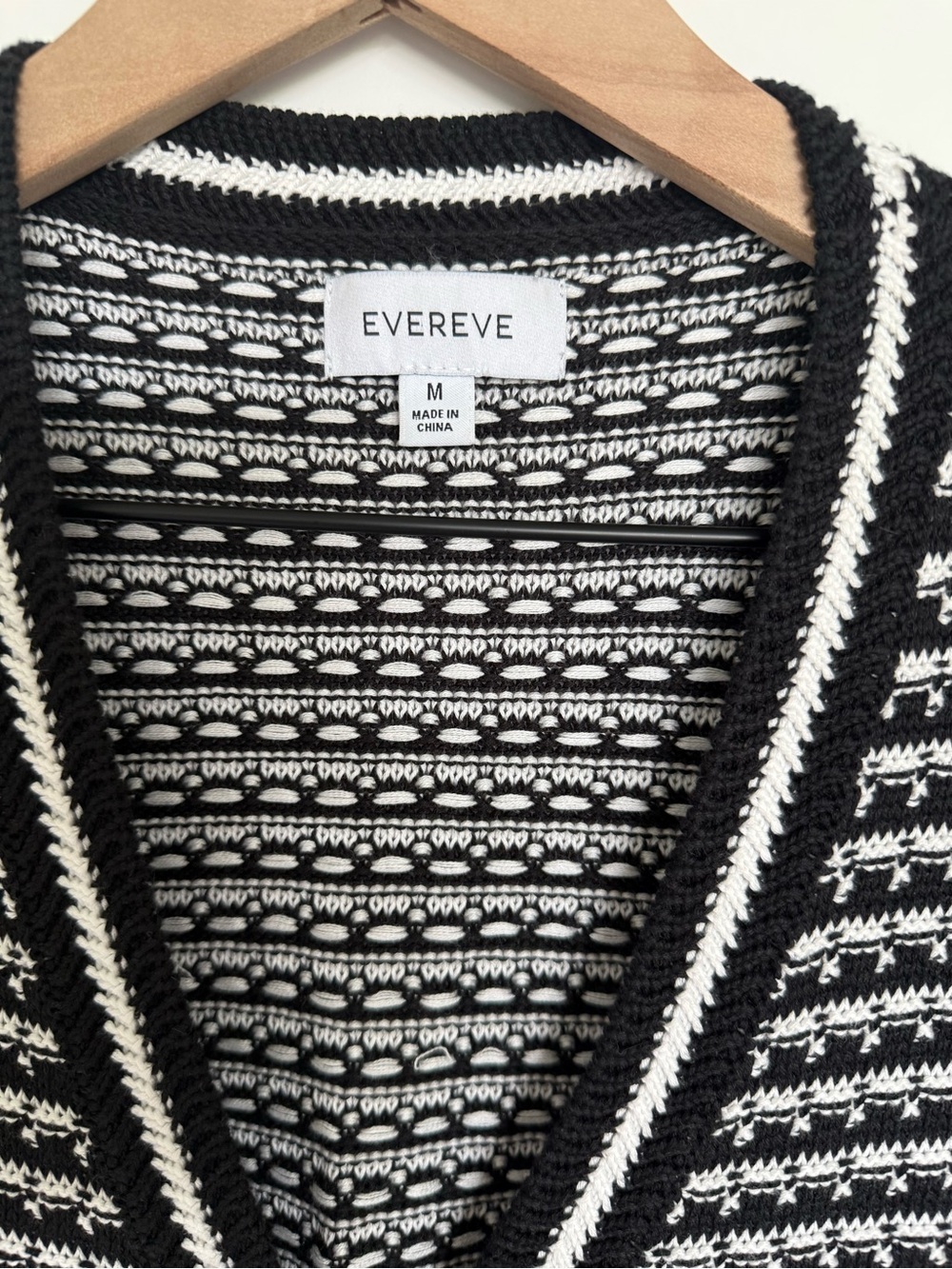 Evereve Sweater Vest - Picture 2 of 5